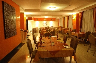 Imagen del bar/restaurante del Hotel Summerdale Inn. Foto 15