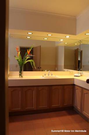 Imagen de la habitación del Hotel Summerhill Motor Inn. Foto 5