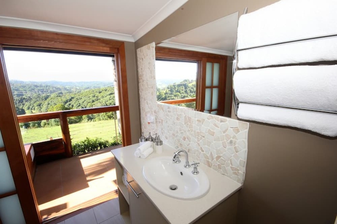 Imagen de la habitación del Hotel Summerhills Retreat Byron Bay. Foto 18