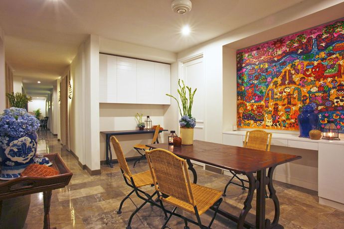 Imagen de los interiores del Hotel Summerhome. Foto 14