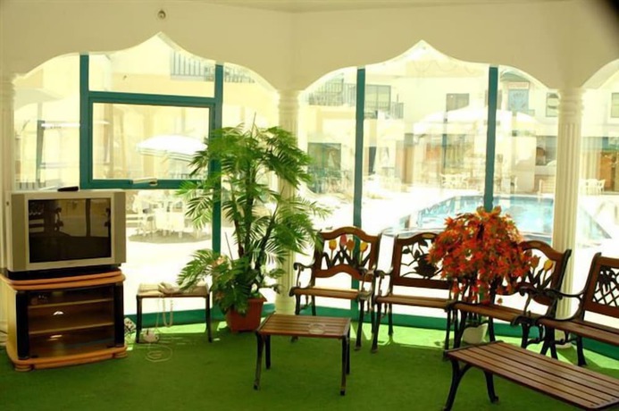 Imagen de los interiores del Hotel Summerland Motel. Foto 8