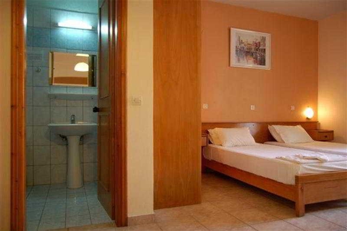 Imagen general del Hotel Summertime Apts. Foto 2