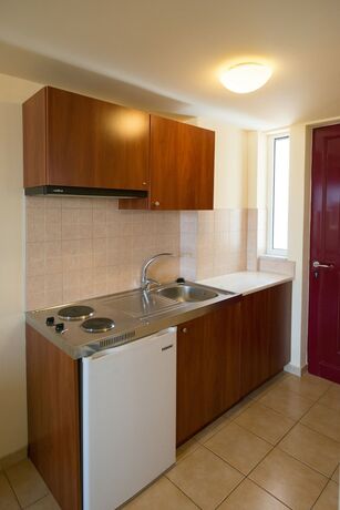 Imagen de la habitación del Hotel Summertime Inn. Foto 13