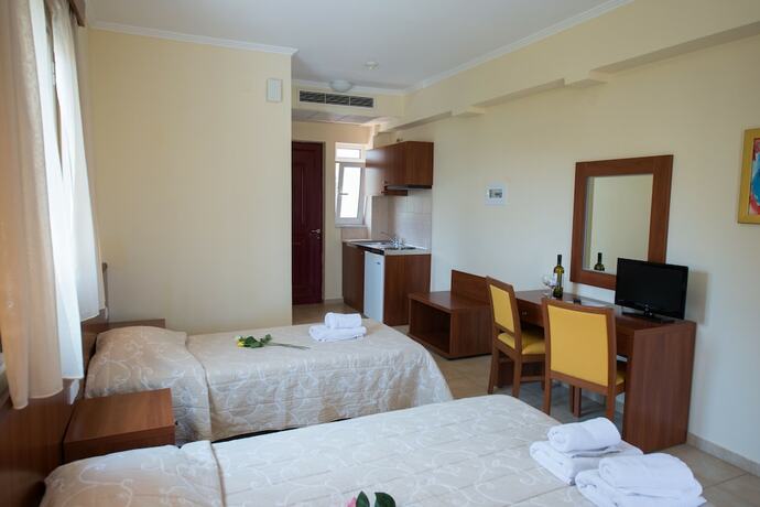 Imagen general del Hotel Summertime Inn. Foto 5