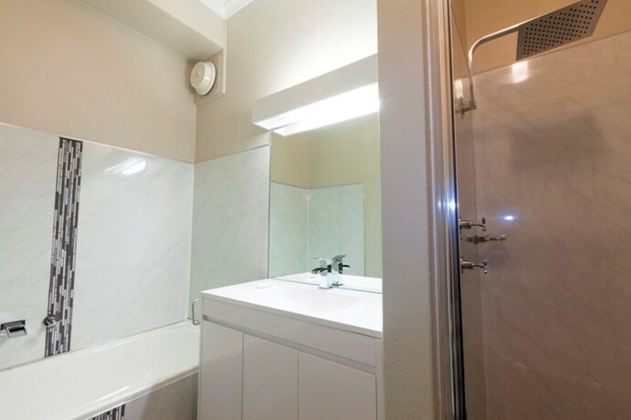 Imagen de la habitación del Hotel Summit 9 - Modern and stylish newly renovated apartment. Foto 7