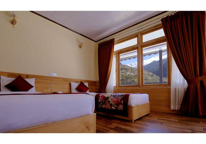 Imagen de la habitación del Hotel Summit Alpine Resort. Foto 12