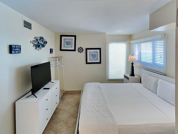 Imagen de la habitación del Hotel Summit Beach Resort by Southern Vacation Rentals. Foto 3