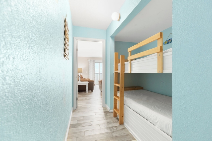 Imagen de la habitación del Hotel Summit Beach Resort by Southern Vacation Rentals. Foto 11