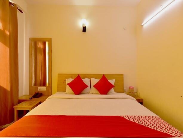 Imagen de la habitación del Hotel Summit Chandertal Regency. Foto 4