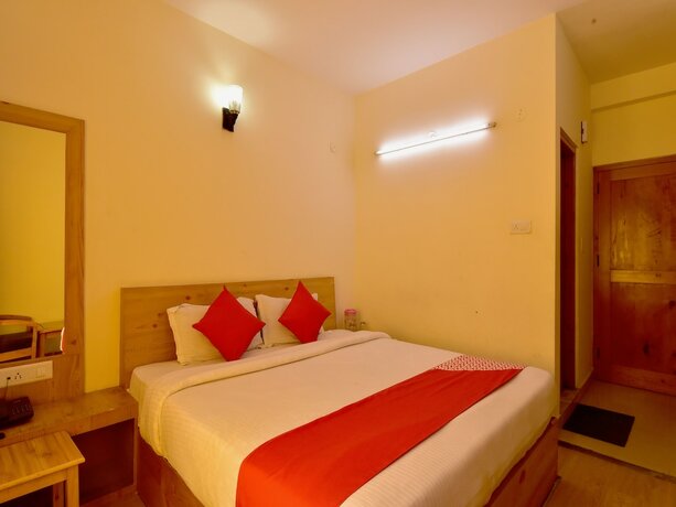 Imagen de la habitación del Hotel Summit Chandertal Regency. Foto 13
