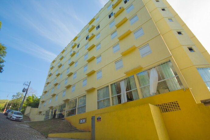 Imagen general del Hotel Summit Inn Barra Mansa. Foto 1