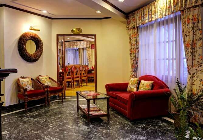 Imagen general del Hotel Summit Le Royale. Foto 6
