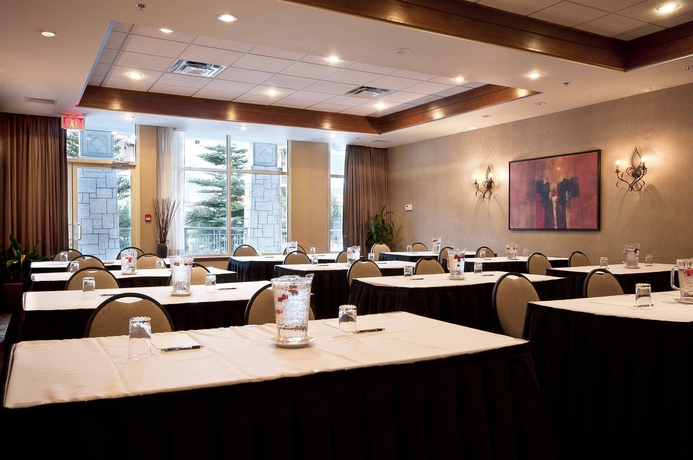 Imagen de los interiores del Hotel Summit Lodge Boutique. Foto 12