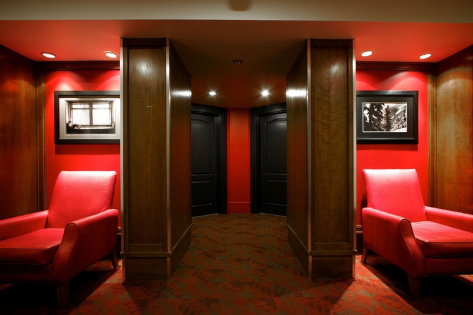 Imagen de los interiores del Hotel Summit Lodge Boutique. Foto 13