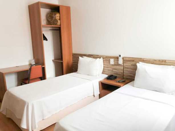Imagen de la habitación del Hotel Summit Millian. Foto 3
