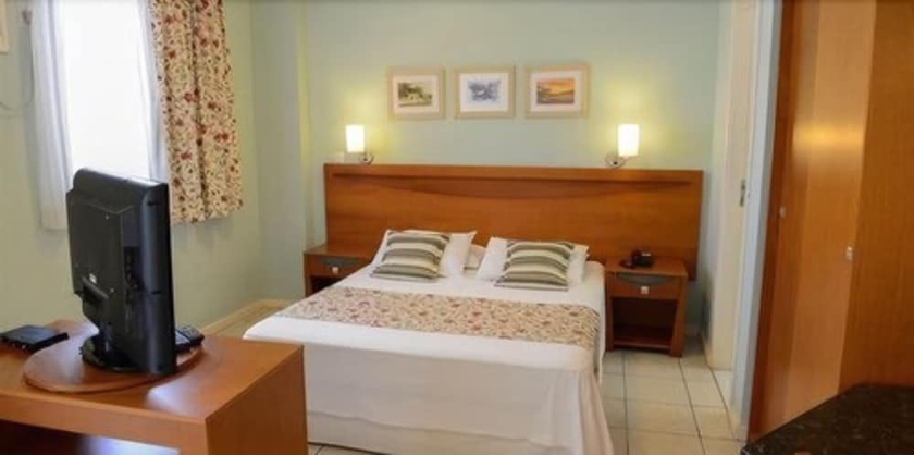Imagen de la habitación del Hotel Summit Montese Tower. Foto 6
