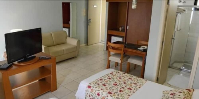 Imagen de la habitación del Hotel Summit Montese Tower. Foto 9