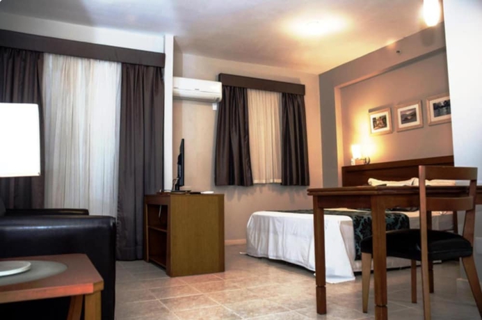 Imagen de la habitación del Hotel Summit Montese Tower. Foto 12