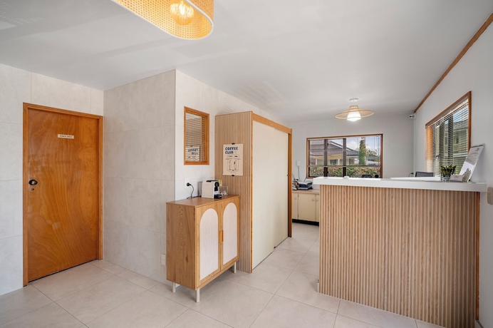 Imagen de los interiores del Hotel Summit Motor Lodge. Foto 16