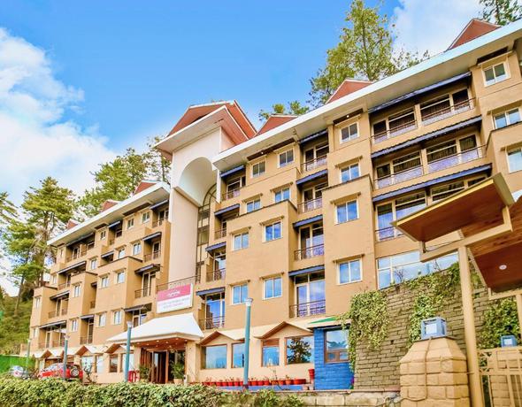 Imagen general del Hotel Summit Naldehra Grand Resort and Spa. Foto 1