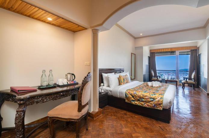 Imagen general del Hotel Summit Naldehra Grand Resort and Spa. Foto 7