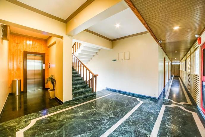 Imagen general del Hotel Summit Naldehra Grand Resort and Spa. Foto 9