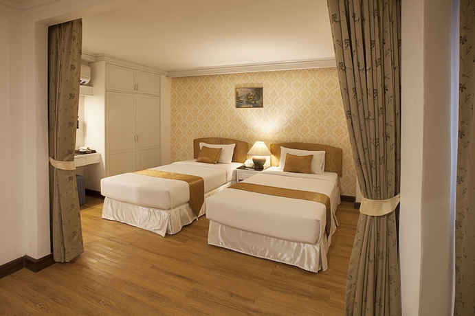 Imagen de la habitación del Hotel Summit Pavilion. Foto 6