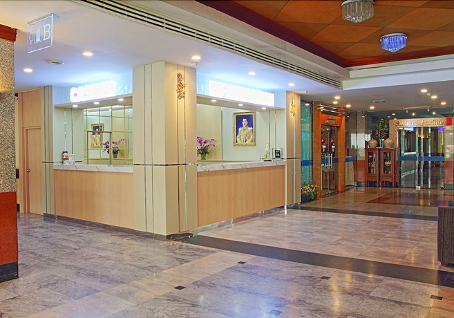 Imagen de los interiores del Hotel Summit Pavilion. Foto 18