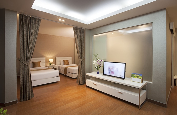Imagen de la habitación del Hotel Summit Pavilion. Foto 12
