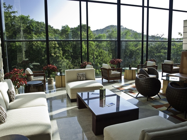 Imagen de los interiores del Hotel Summit Rainforest and Golf Resort. Foto 15