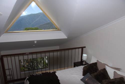 Imagen de la habitación del Hotel Summit Ridge Alpine Lodge. Foto 4