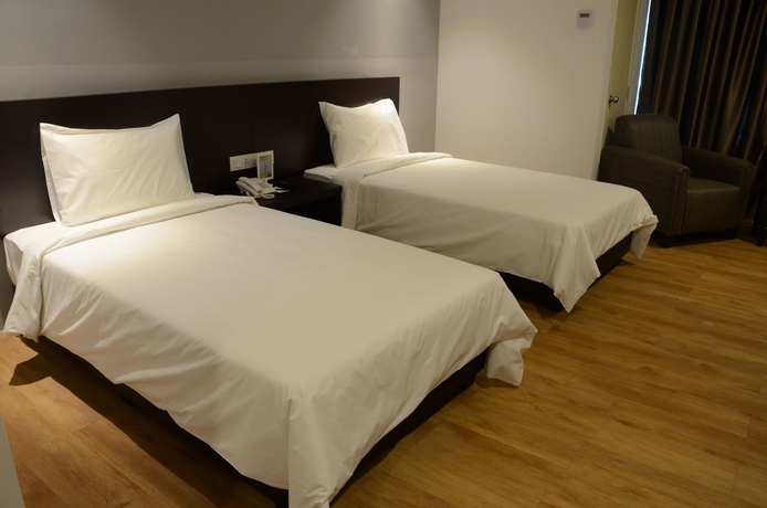 Imagen de la habitación del Hotel Summit Signature Oug Kuala Lumpur. Foto 18