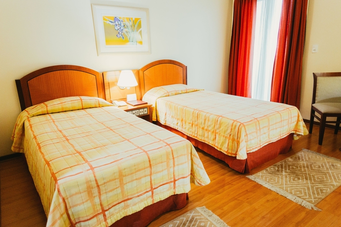 Imagen de la habitación del Hotel Summit Su&iacute;tes Jundia&iacute;. Foto 6