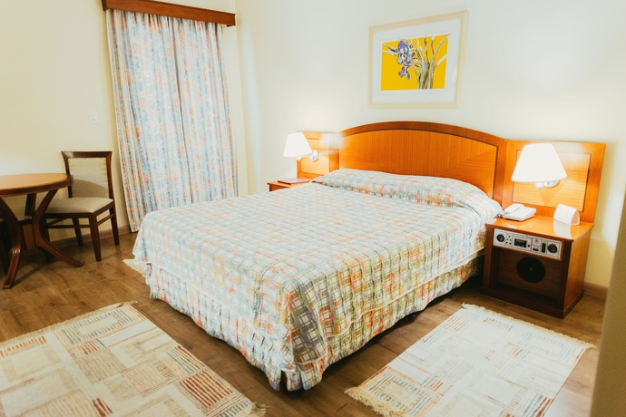 Imagen de la habitación del Hotel Summit Su&iacute;tes Jundia&iacute;. Foto 7