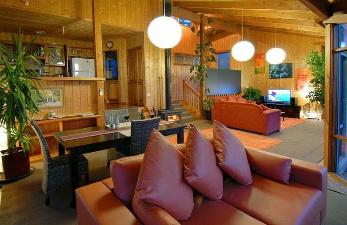 Imagen de la habitación del Hotel Summit Views. Foto 23