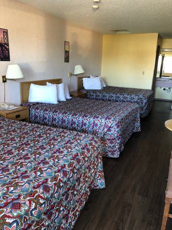 Imagen de la habitación del Hotel Sumner Motor Inn. Foto 6