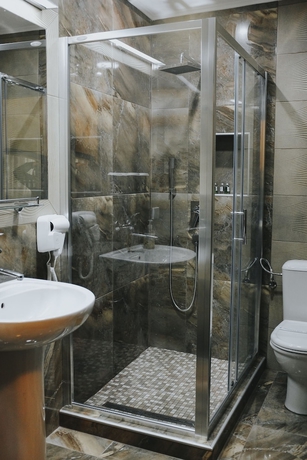 Imagen de la habitación del Hotel Sumski Feneri, Trnovo. Foto 5