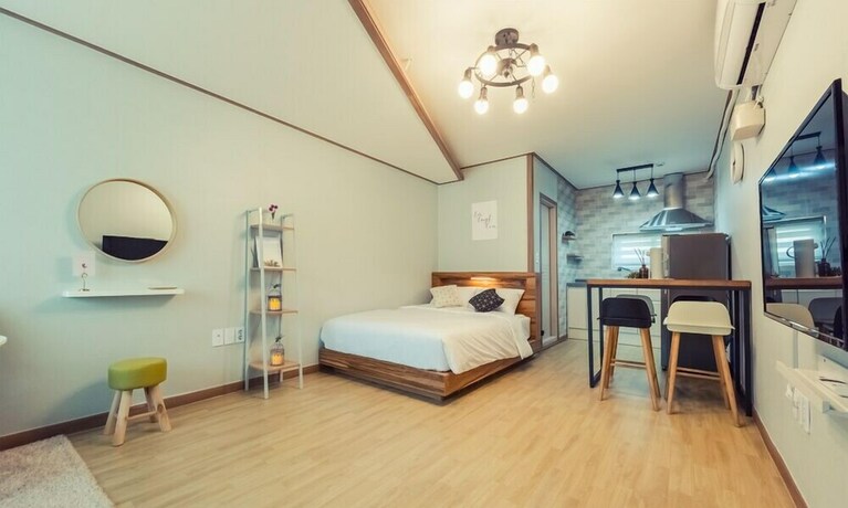 Imagen de la habitación del Hotel Sumsum House. Foto 15