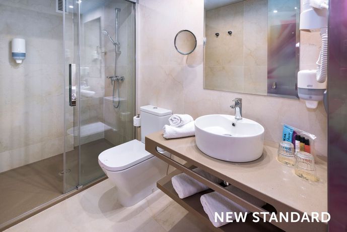 Imagen de la habitación del Hotel Sumus Monteplaya. Foto 3