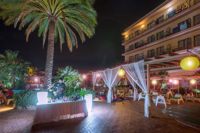 Imagen de los interiores del Hotel Sumus Stella and Spa. Foto 14