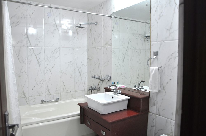 Imagen de la habitación del Hotel Sun Agra. Foto 8