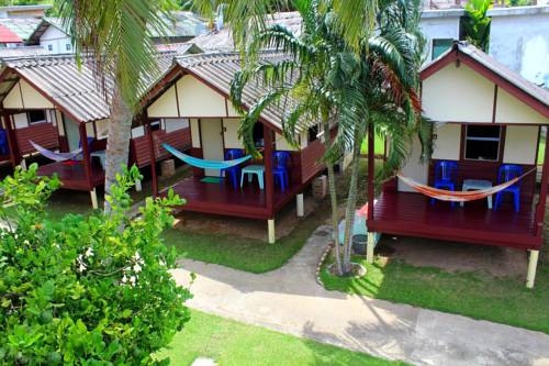 Imagen de la habitación del Hotel Sun Beach Bungalows. Foto 8