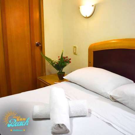 Imagen de la habitación del Hotel Sun Beach, Ciudadela Costa de Oro. Foto 4