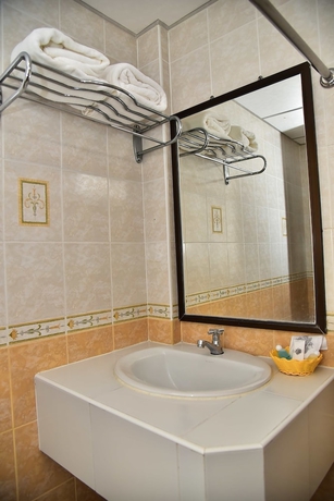 Imagen de la habitación del Hotel Sun Beach Guesthouse. Foto 18