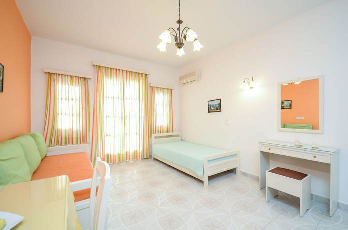 Imagen de la habitación del Hotel Sun Beach, Naxos. Foto 8
