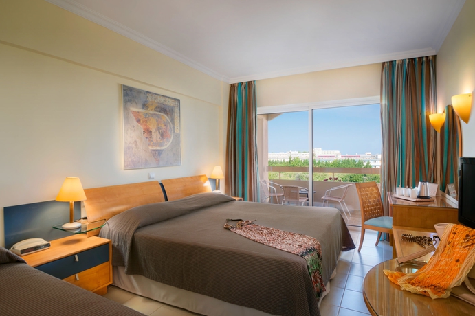 Imagen de la habitación del Hotel Sun Beach Resort, Rodas. Foto 4