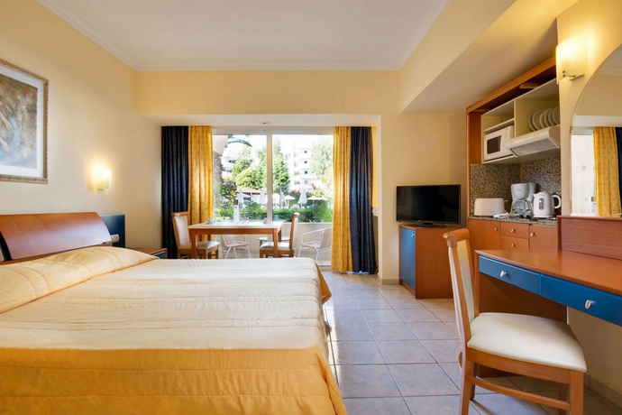 Imagen de los interiores del Hotel Sun Beach Resort, Rodas. Foto 12