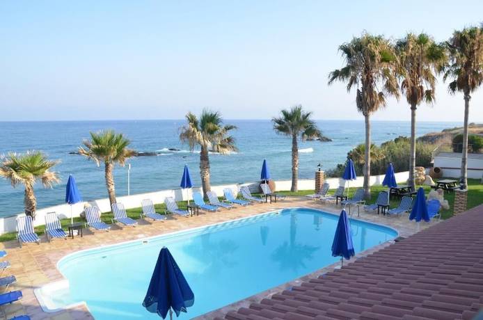 Imagen de la piscina del Hotel Sun Camero Apartments. Foto 14