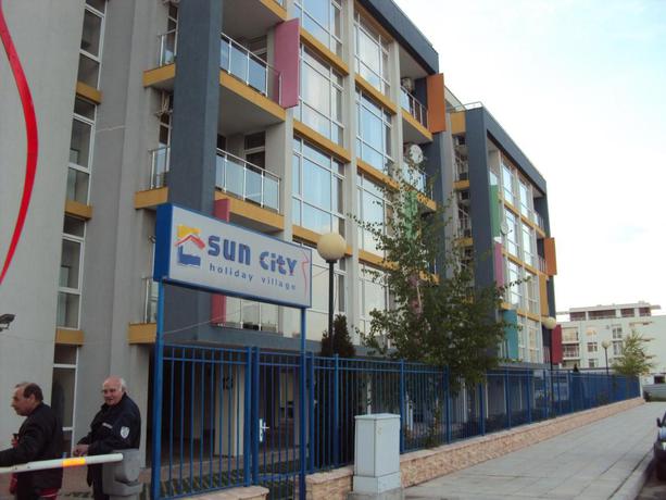 Imagen general del Hotel Sun City Apartments. Foto 15