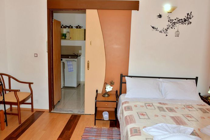 Imagen de la habitación del Hotel Sun City, Chania. Foto 3